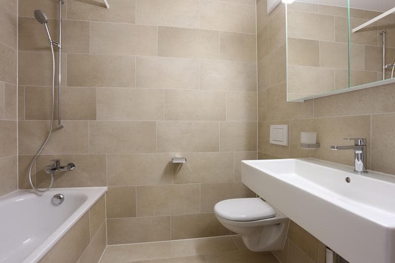 Moderne 5.5-Zimmerwohnung Nähe der Langen Erlen (4)