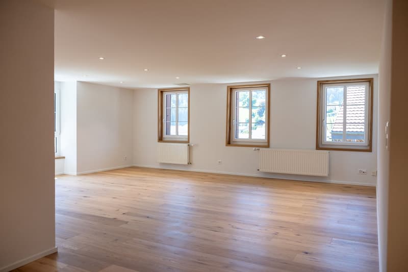 Magnifique 3.5 pièces rénové de 96 m² | Vue sur les Préalpes | À 3 min de la gare (1)