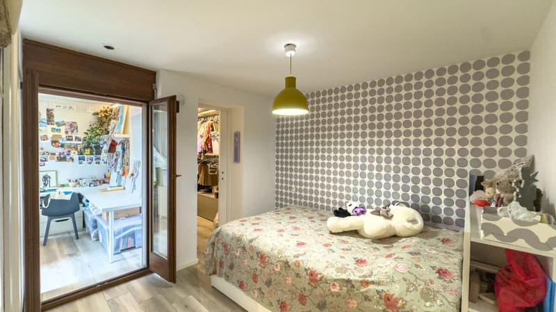 Zweitwohnsitz – Elegantes, angebautes Haus direkt am See in Bissone (8)