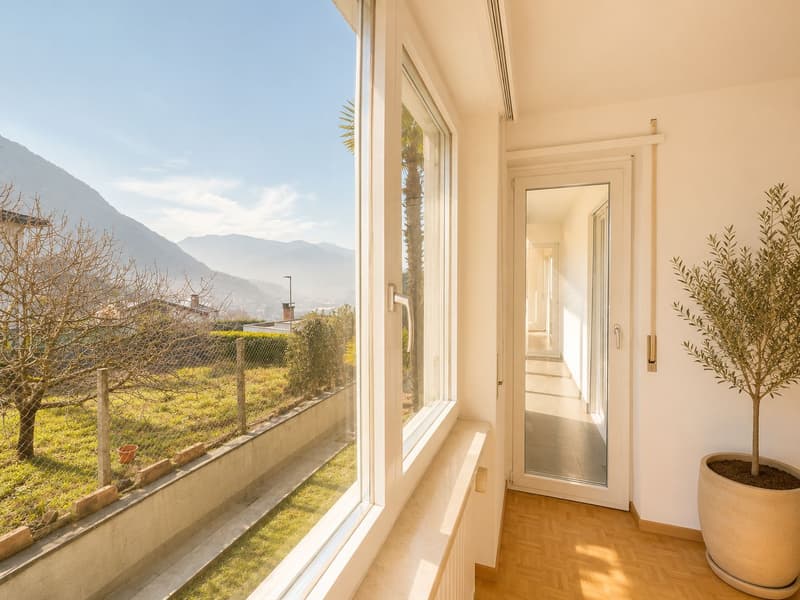 Bright apartment on the raised ground floor with open view (6)
