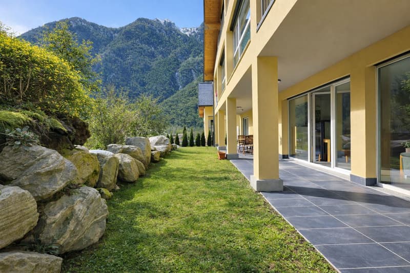 MODERN 3.5-ROOM APARTMENT WITH CA. 45 m² PRIVATE GARDEN – LOSTALLO (SORTE) (1)