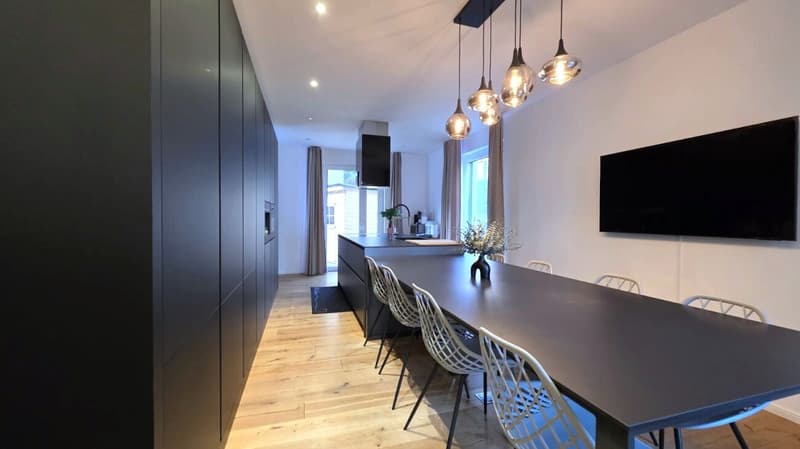 Modern single-family villa with spacious garden in quiet location in Golino (5)