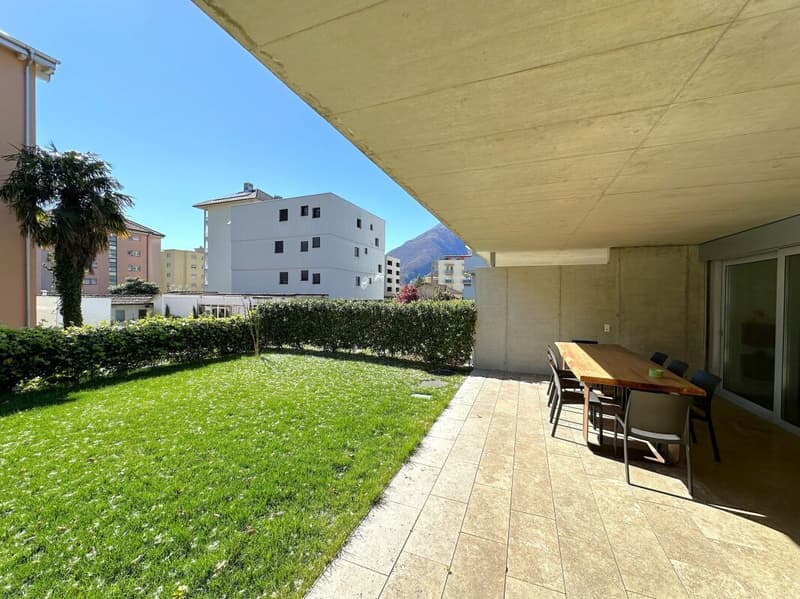 Appartement moderne 2,5 pièces avec jardin à Bellinzone (1)