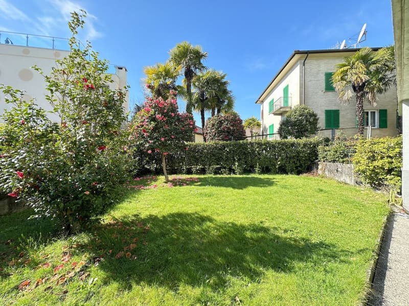 A piece of paradise in the heart of Muralto – 3.5-room apartment with garden (3)