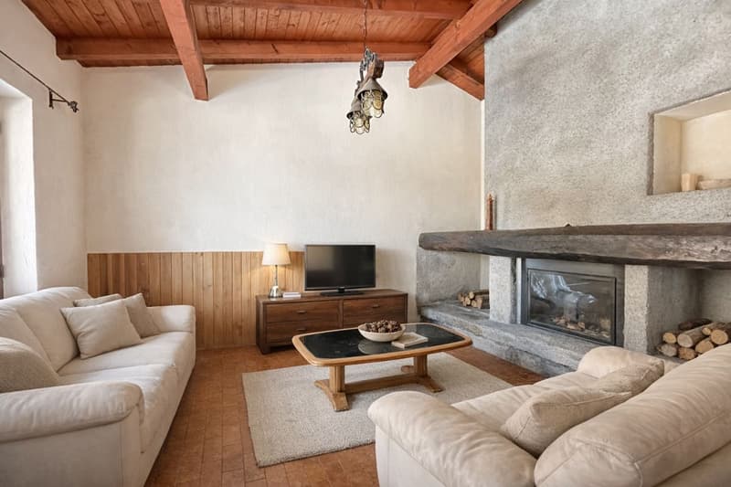 Typical mountain house in Val Morobbia (4)