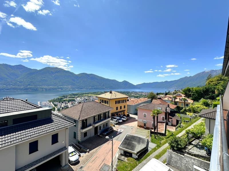 Appartamento con vista panoramica (1)