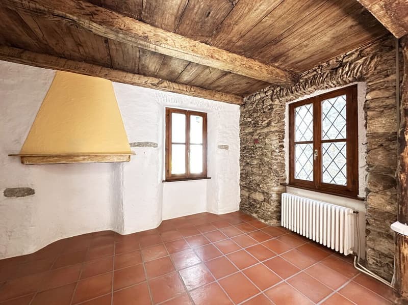 Maison historique charmante au cœur du village pittoresque de Piazzogna (9)