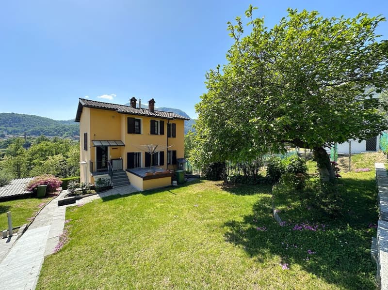 Lovely single-family home with Rental Apartment in Solduno (1)