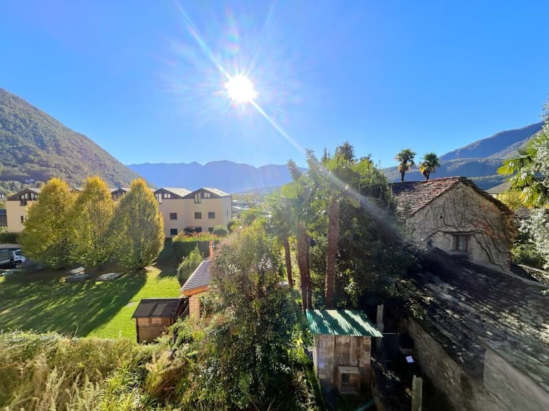 Beautiful 3.5-room apartment on the 1st floor in the heart of Tegna (1)