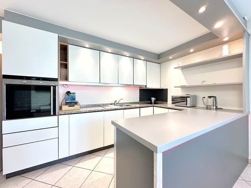 Semi-detached house with two independent apartments in Sant’Antonino (4)