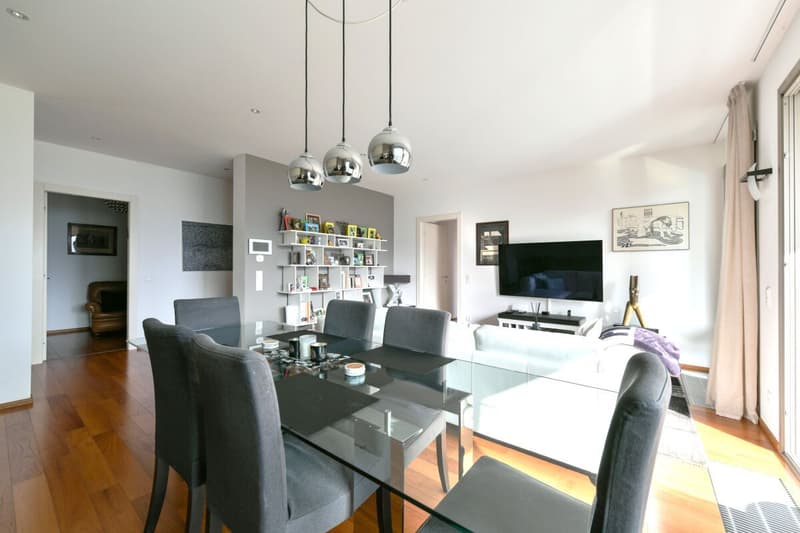 Moderne und mit Seesicht 3.5 Zi-Wohnung (4)