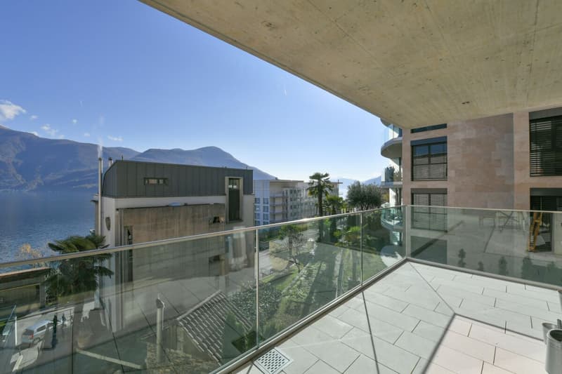 Bellissimo 3.5 locali moderno con parziale vista lago (3)