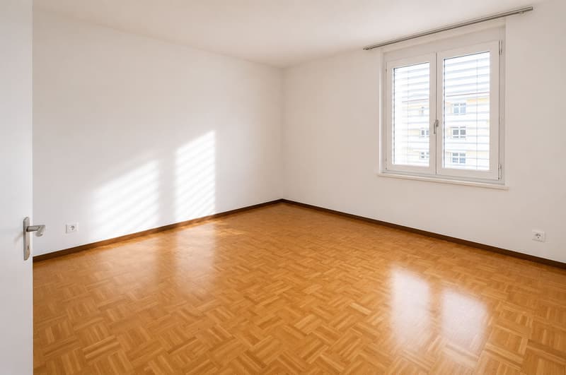 Spacious 4.5-room apartment in strategic location and excellent exposure (6)