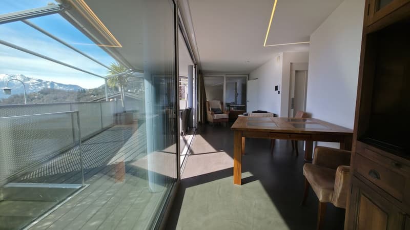 Contemporary property with garage, indoor lift and spectacular 180° panoramic view (17)