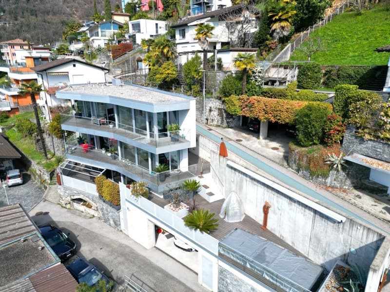 Contemporary property with garage, indoor lift and spectacular 180° panoramic view (27)