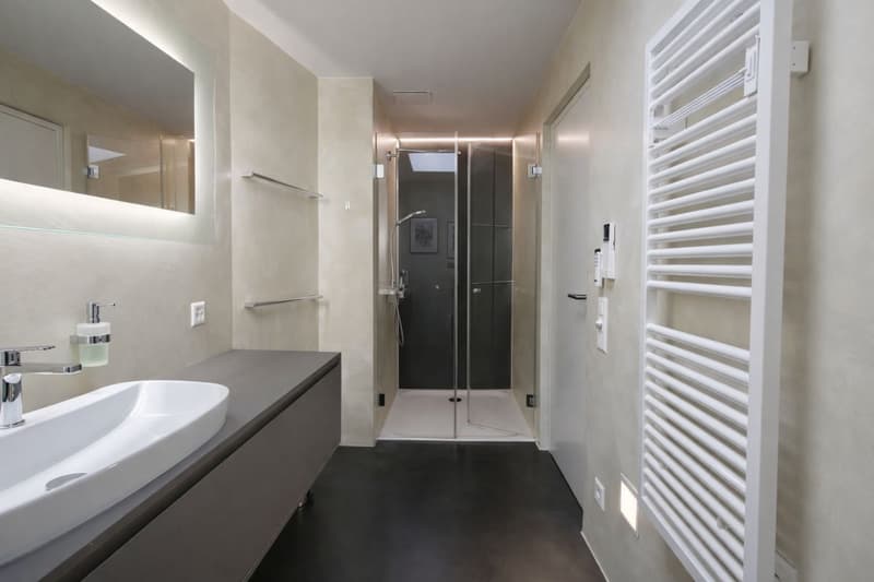 Contemporary property with garage, indoor lift and spectacular 180° panoramic view (16)