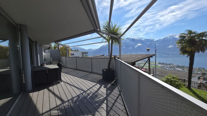 Contemporary property with garage, indoor lift and spectacular 180° panoramic view (18)