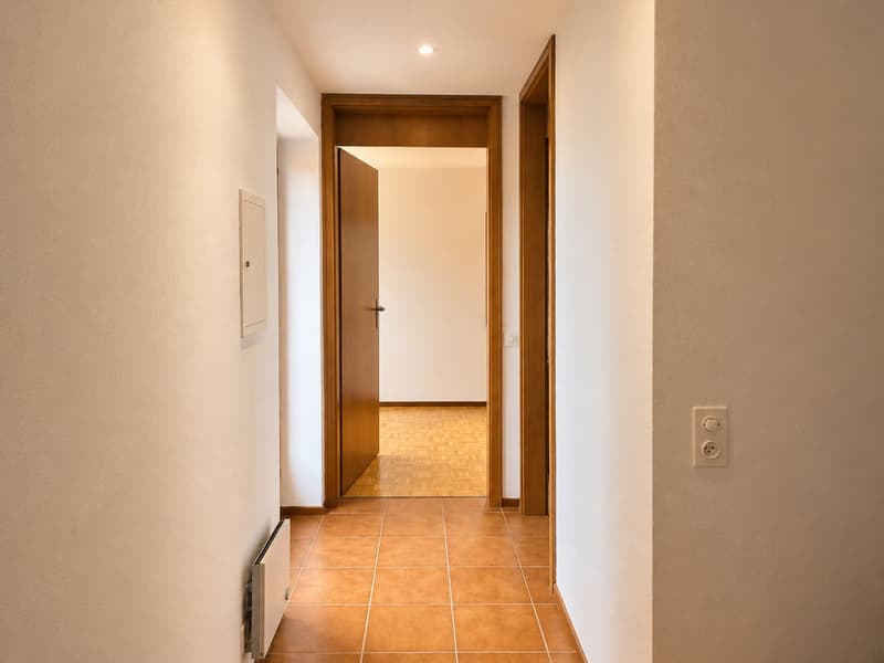 Casa unifamiliare con giardino privato nel nucleo di Cimo-Bioggio (10)