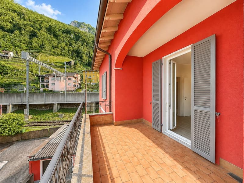 Comfortable 3.5-room apartment just a few minutes' walk from the center of Bellinzona (2)