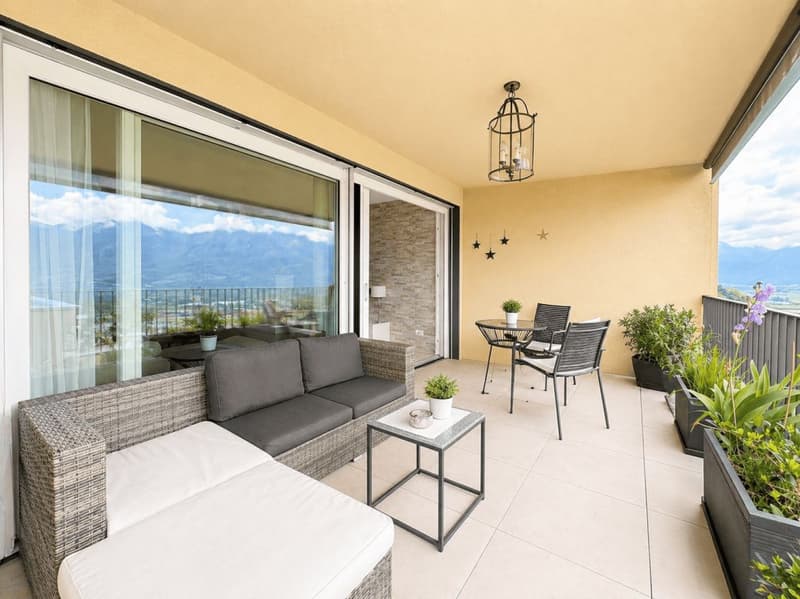 Moderne 3.5-Zimmer-Wohnung mit herrlichem Seeblick und 2 Tiefgaragenplätzen (10)