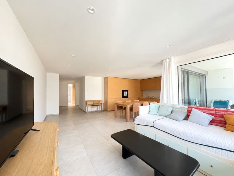 Helle 3.5-Zimmer-Wohnung nur wenige Schritte vom See entfernt (2)
