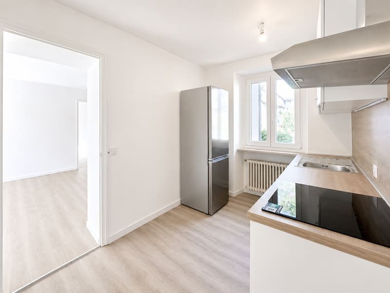 Wunderschöne 3.5-Zimmer-Wohnung im 1. Stock im Herzen von Tegna (5)