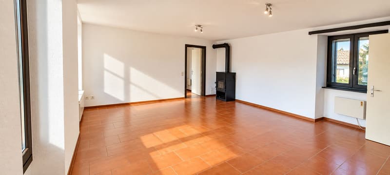 NOVAGGIO – 3.5-Zimmer-Wohnung mit Balkon im Herzen des Dorfkerns (1)
