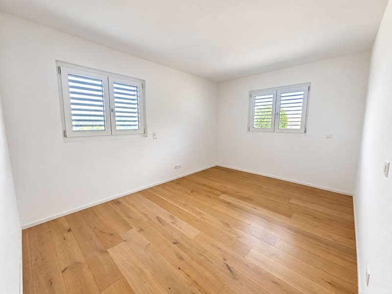MENDRISIO - Spazioso appartamento 4.5 locali con studio, lavanderia privata, terrazza e giardino (12)