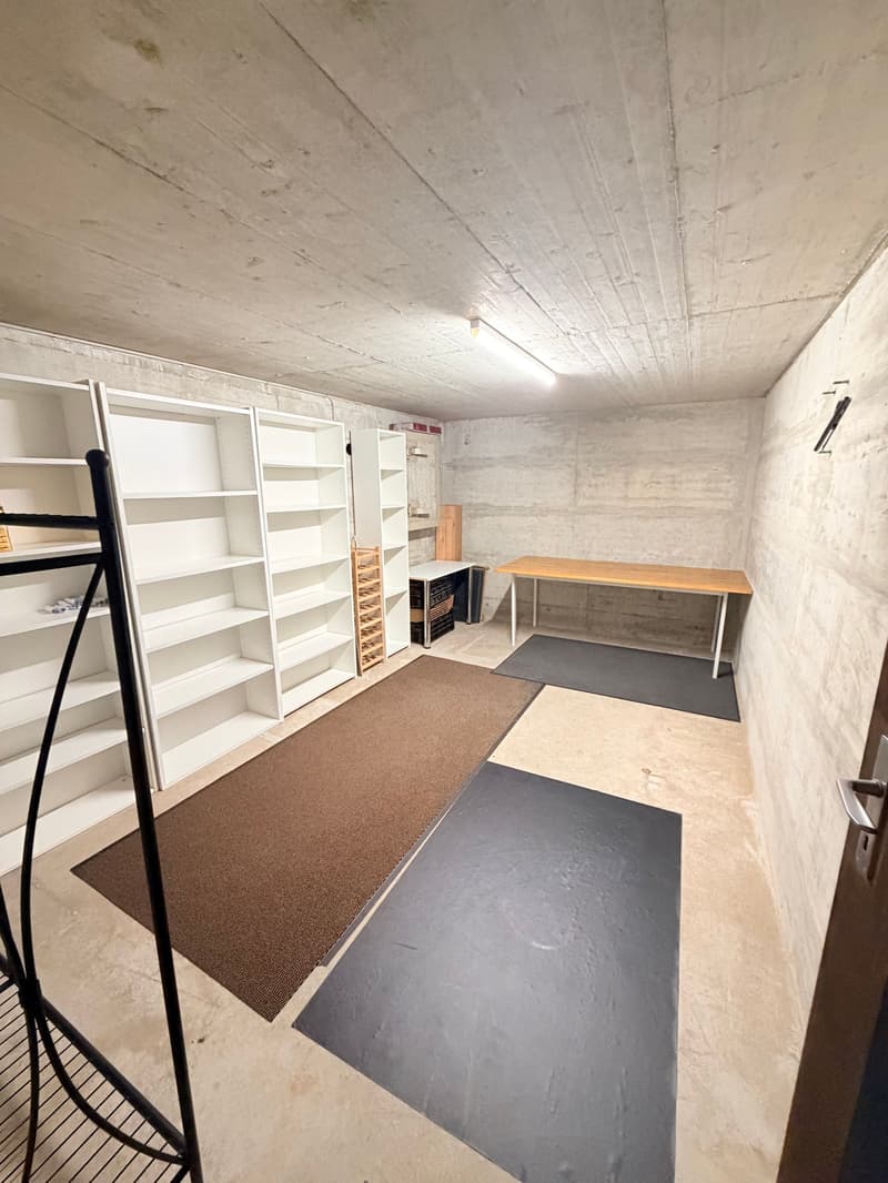 Charmante 4.5 Zimmerwohnung in der Natur (9)