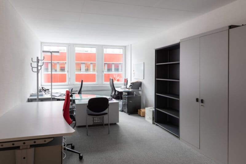 Furnished office spaces in a modern business center in Baar (3)