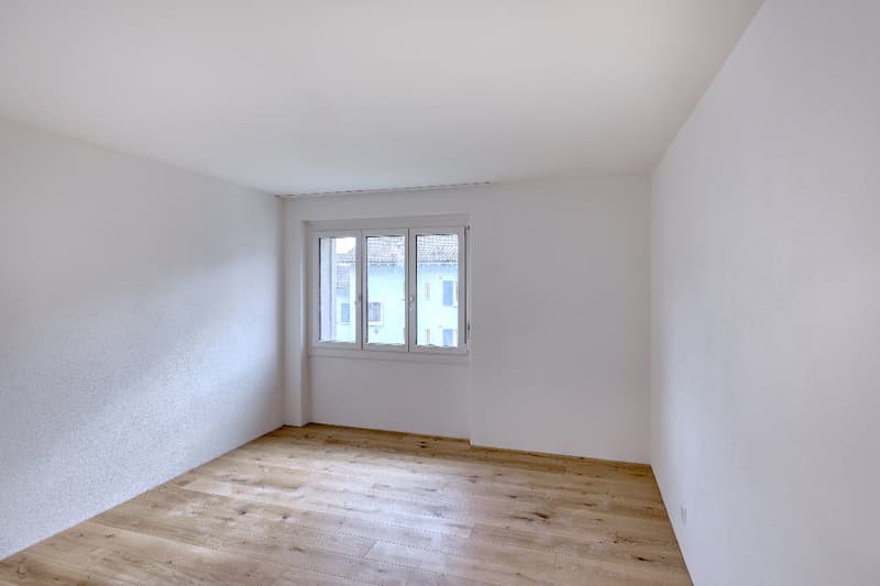 Wir schenken Ihnen einen Monat Nettomietzins! (6)