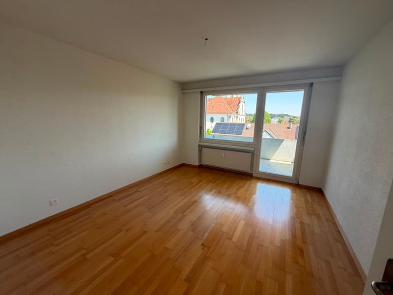 Spacious 4.5-room apartment for limited rental until 31.03.2027 (3)