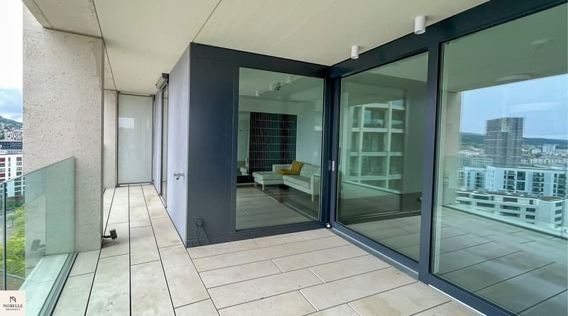 Moderne 2.5-Zimmer-Wohnung im 13. Stock mit atemberaubendem Stadtblick – Glattpark, Zürich (19)