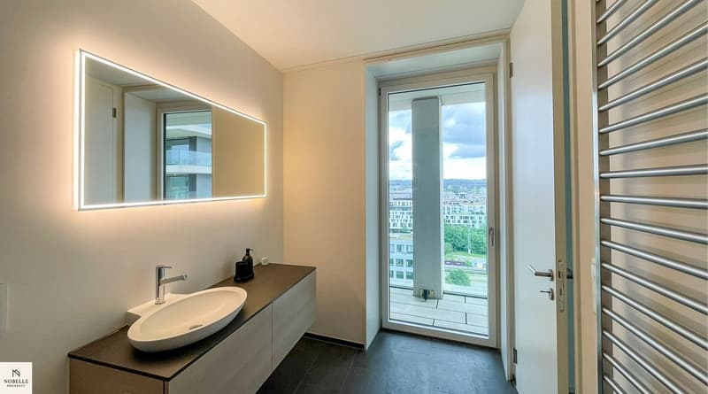 Appartement moderne 2.5 pièces au 13e étage avec vue imprenable sur la ville – Glattpark, Zurich (6)