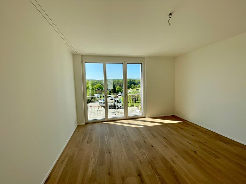 Wohnen mit Weitblick | Moderne 2.5 Zimmer Neubauwohnung mit grosser Terrasse (8)