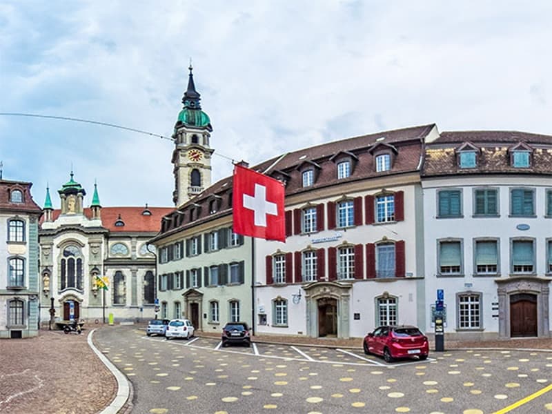TOP: Charmante 2.5-Zimmer-Wohnung im Herzen von Frauenfeld (9)