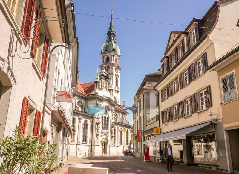 TOP: Charmante 2.5-Zimmer-Wohnung im Herzen von Frauenfeld (10)