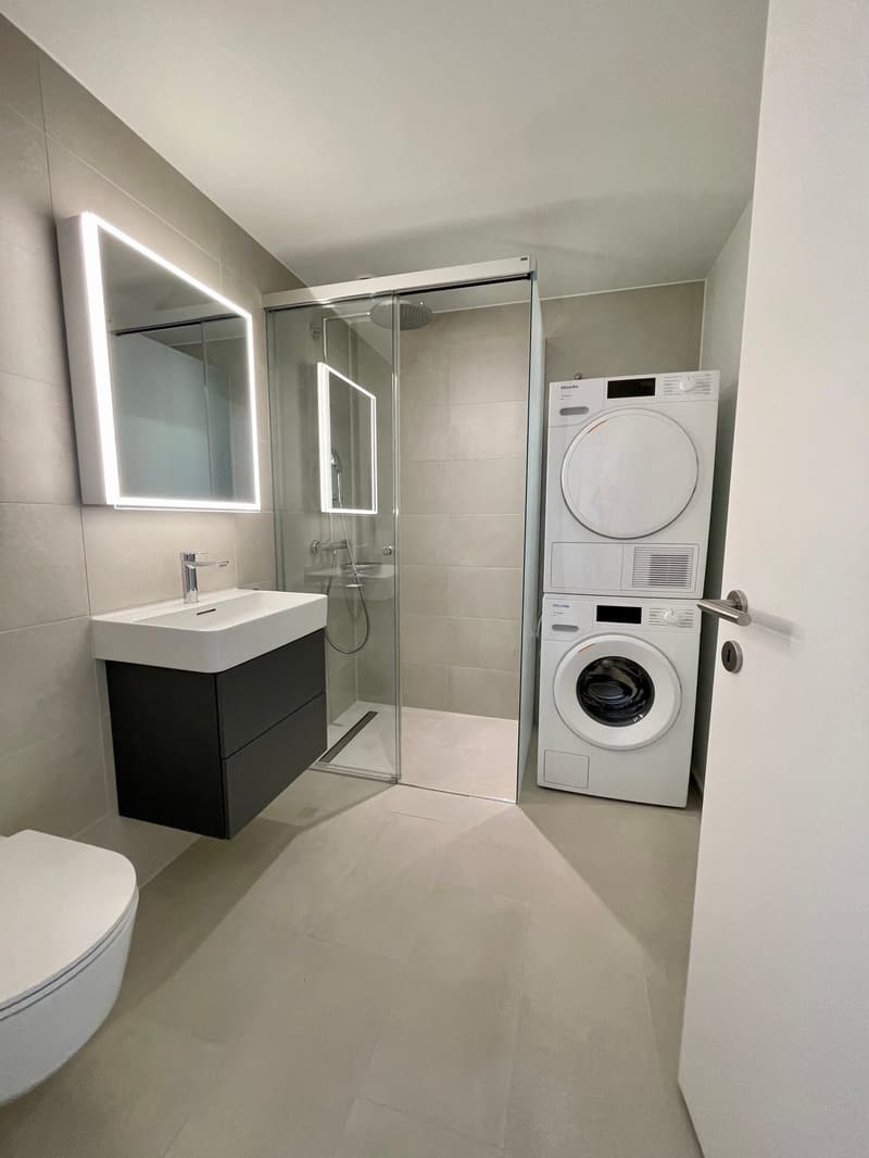 TOP: EXQLUSIVE 3.5-Zimmer-Wohnung im 24. Stock mit Panoramablick (10)