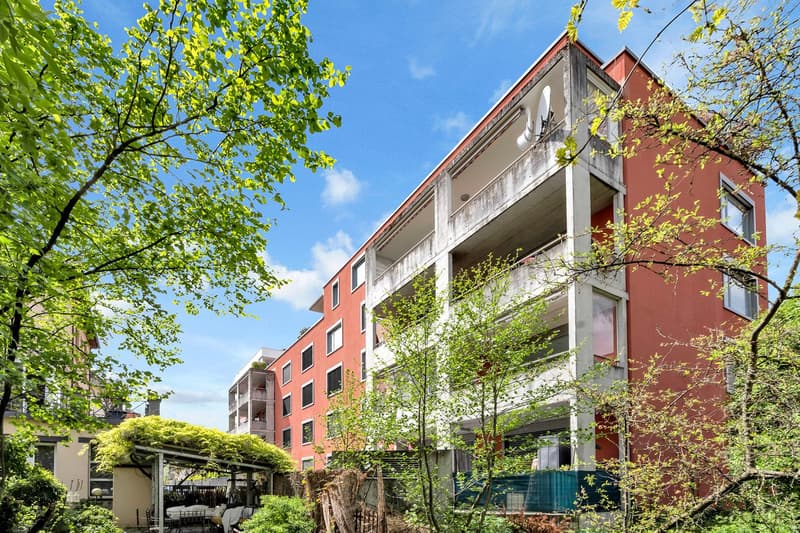 4.5-room apartment with balcony and parking space in Biel (11)