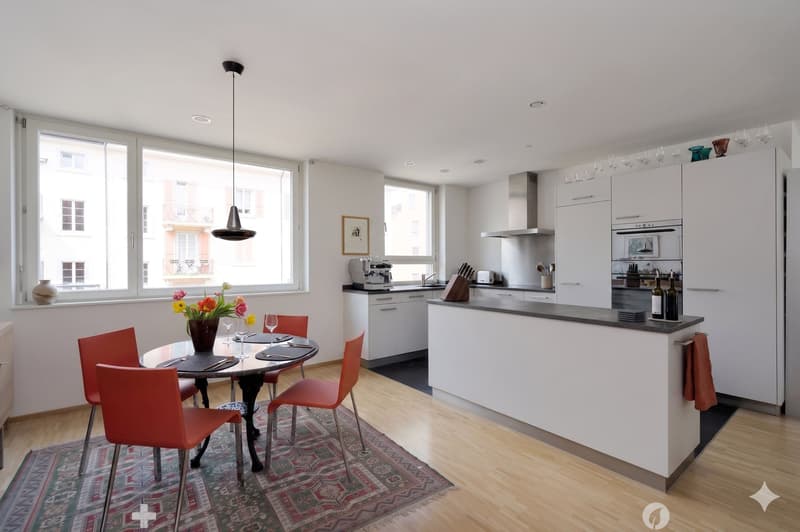 4.5-Zimmer-Eigentumswohnung mit Balkon und Einstellplatz in Biel (7)