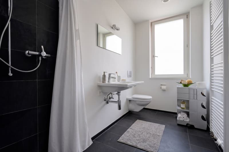 Bright Home on the Schüss 4.5 Rooms with Character (4)
