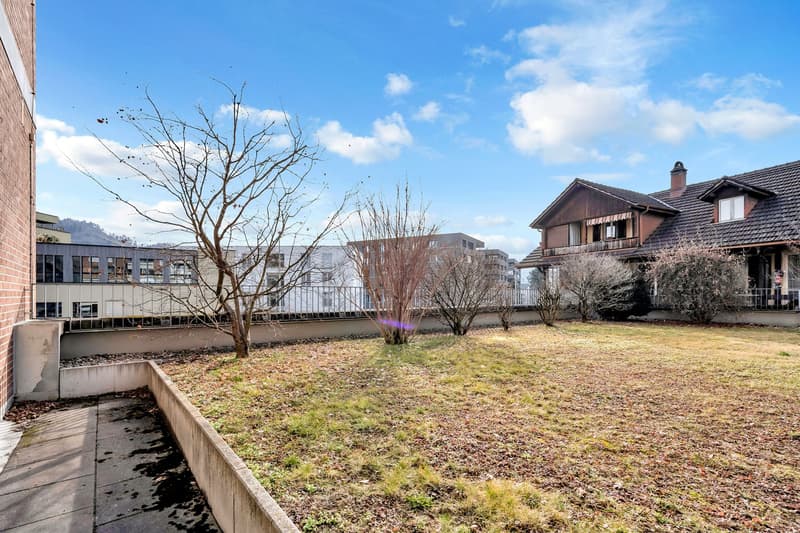Local commercial situé au centre avec terrasse à Steffisburg à vendre (11)