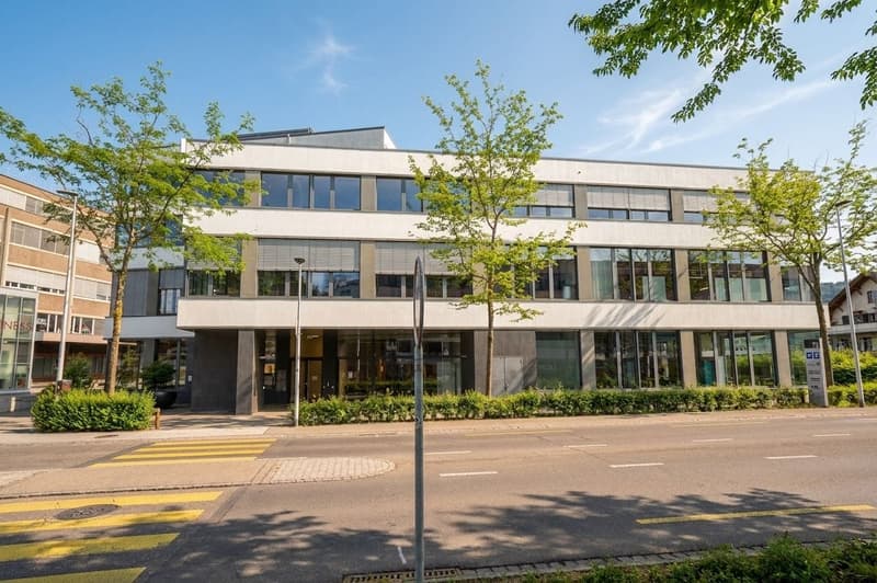 436 sqm office and service space in Köniz - modern and flexible (1)
