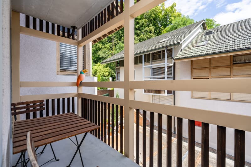 5.5-room row house with outdoor seating areas, two balconies, and a parking space (11)