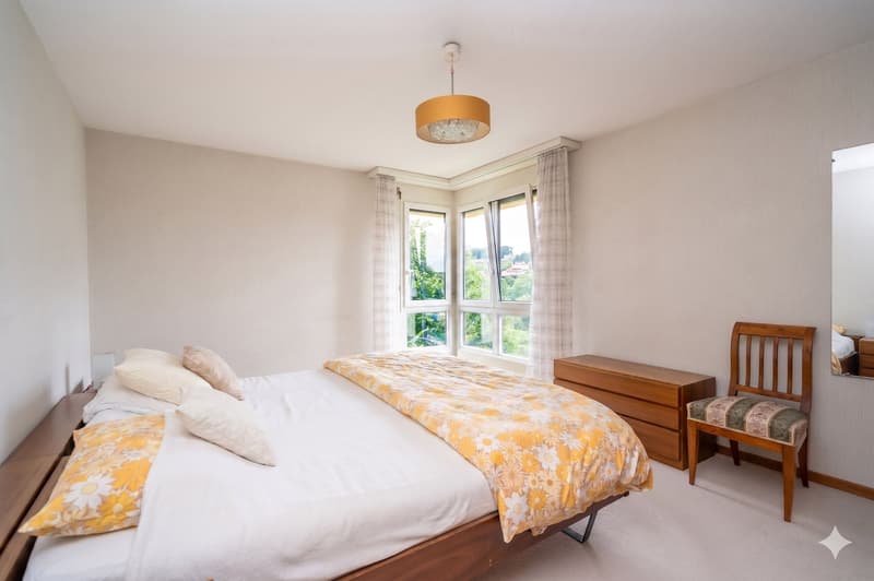 Bright 4.5-room apartment with parking space in Bolligen (7)