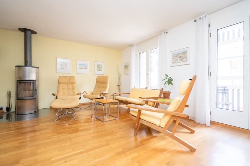 5.5-Zimmer-Reihenhaus mit Aussensitzplätzen, zwei Balkonen und einem Einstellhallenplatz (4)
