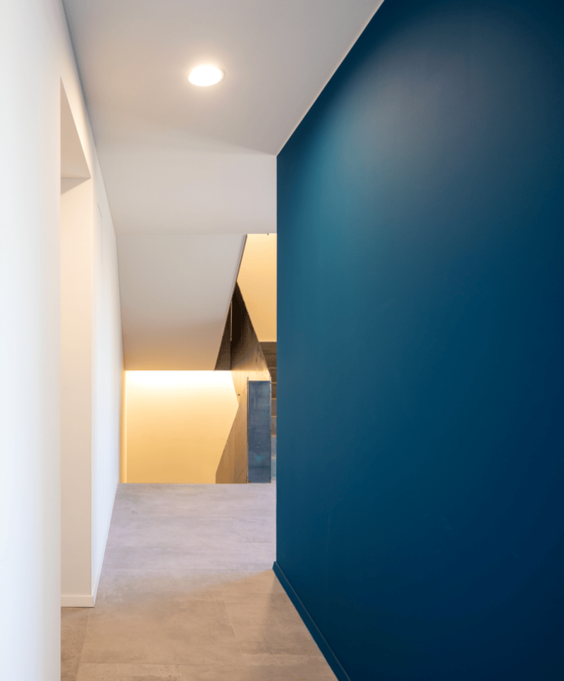 MAGLIASO · ATTICO DUPLEX CON AMPIE TERRAZZE · ELEGANZA CONTEMPORANEA (7)