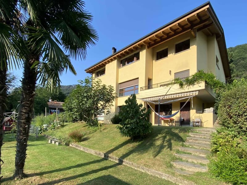 CASA CON SORPRESA! BEN CURATA E SPAZIOSA A POCHI MINUTI DAL LAGO E DAL CONFINE (2)