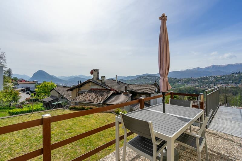DAVESCO · CASA MODERNA CON GIARDINO E VISTA APERTA SUL LAGO DI LUGANO (4)
