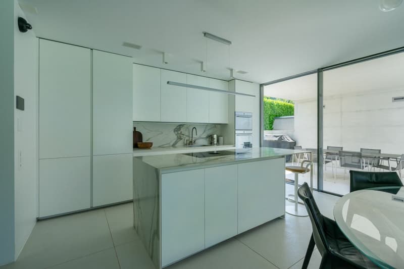VILLA LUGANESE-VILLA MINERGIE CON PISCINA RISCALDATA E GIARDINO PRIVATO (5)